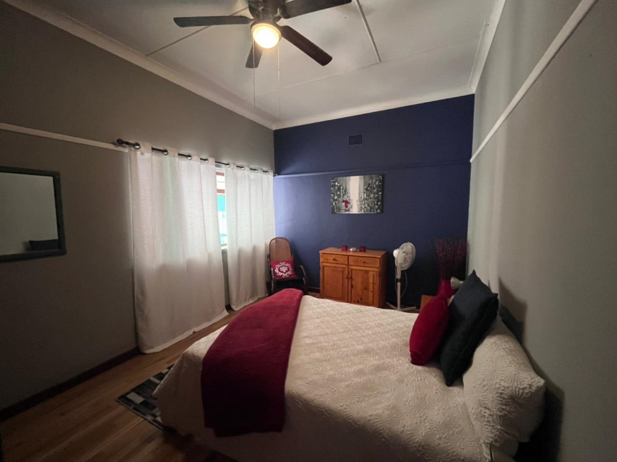 5 Bedroom Property for Sale in Rouxpark Western Cape